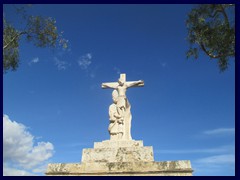 Torres de Serranos - cross at the top